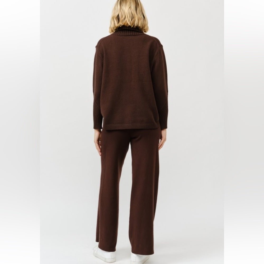 A1. Brown Knit Sweater and Pants Set