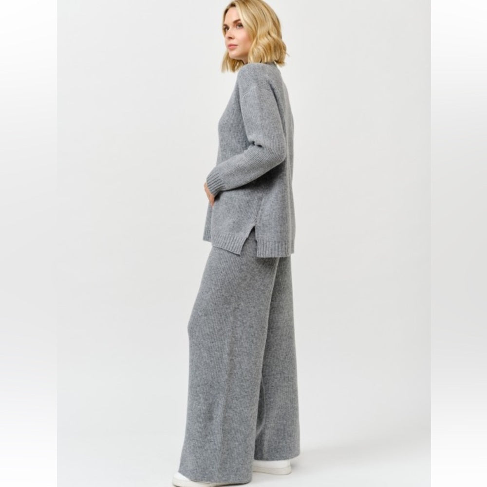 A2. Cozy Gray Knit Sweater and Pants Set