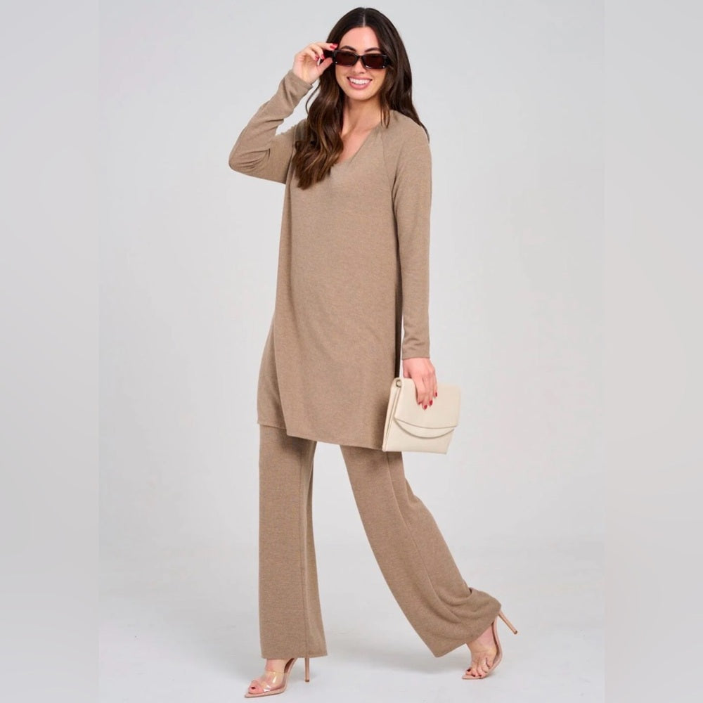 A24. Tan Knit Lounge Set