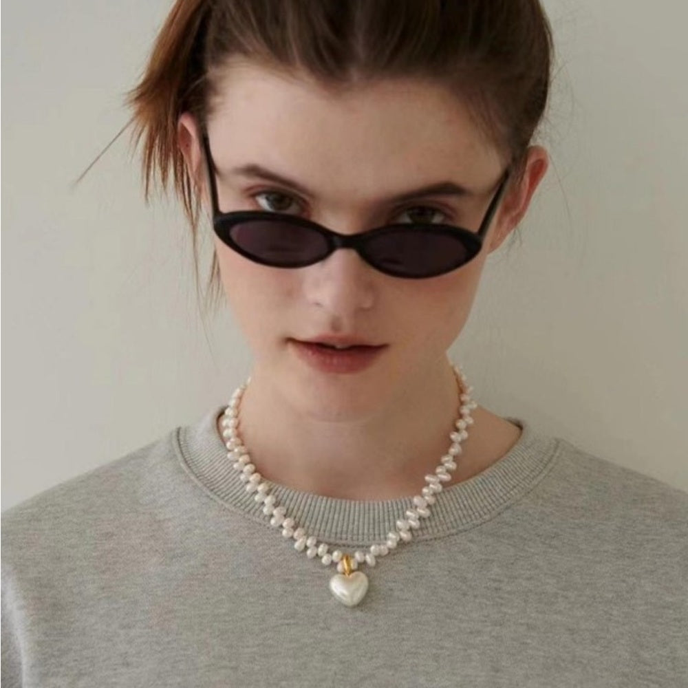 A58. 18k Gold-plated Classic Pearl Heart Choker Necklace