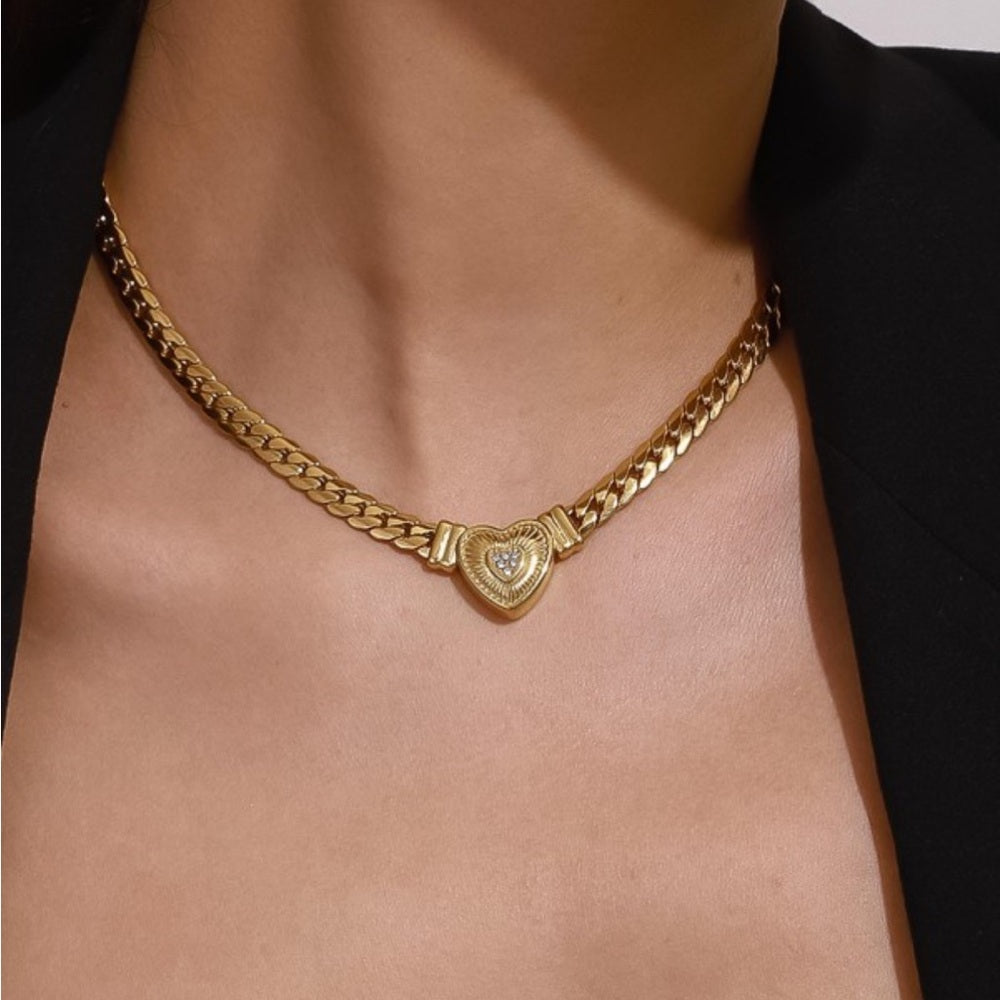 A59. 18k Gold Non-tarnish Heart Pendant Chain Necklace