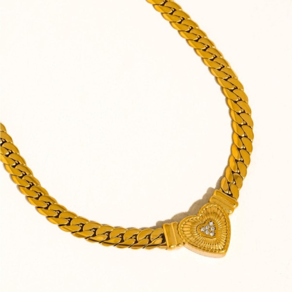 A59. 18k Gold Non-tarnish Heart Pendant Chain Necklace