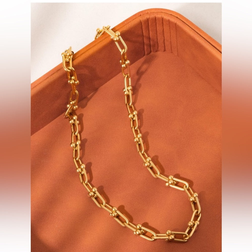 A59. 18k Gold Non-tarnish Bold Chain Necklace