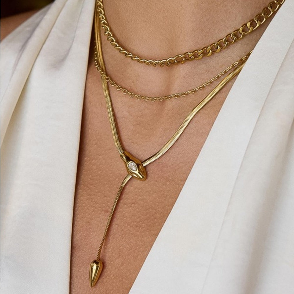 A61. 18K Gold Non-Tarnish Knot Necklace 18K Gold Plating Stainless Steel Pendant