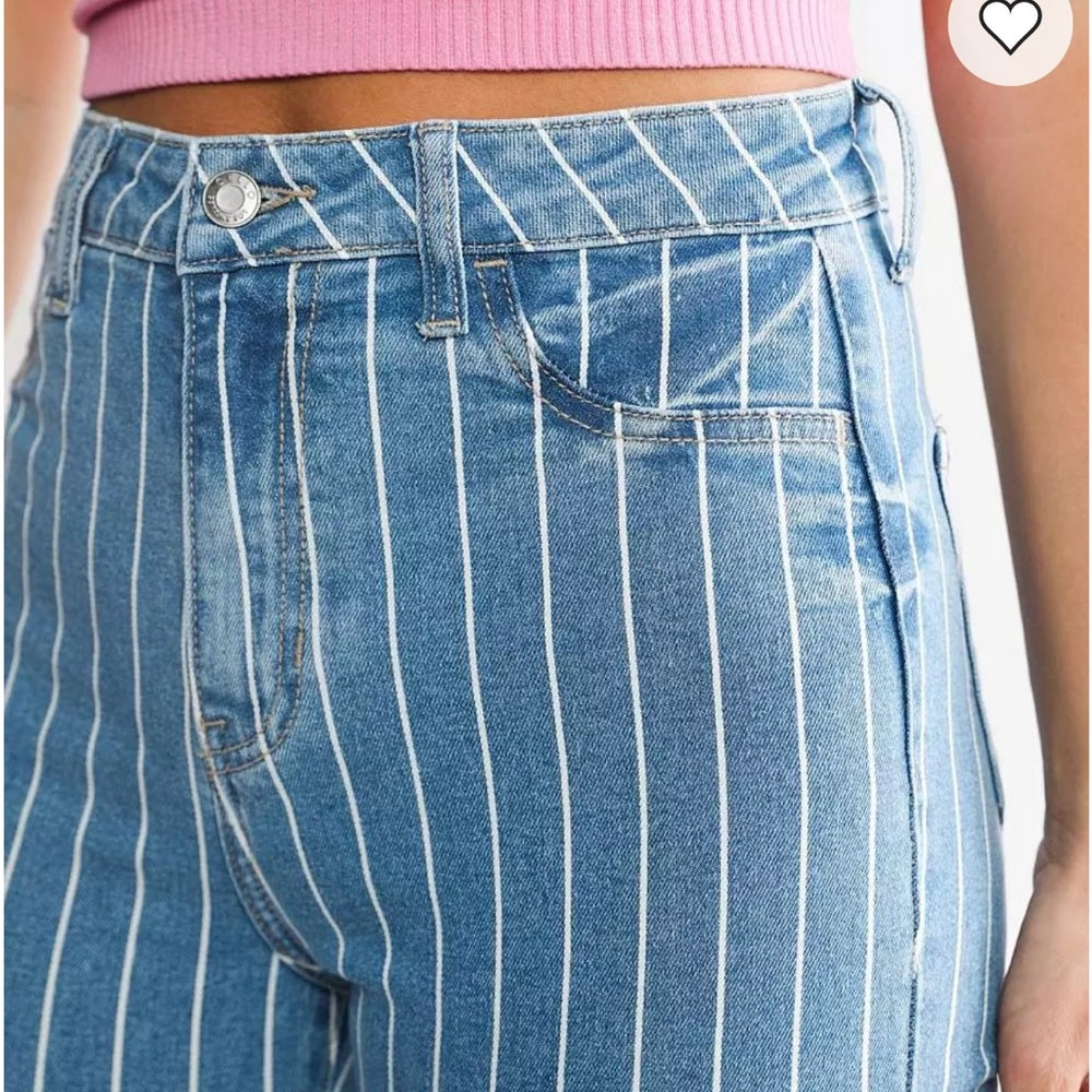 A149. Women's Blue Striped Flare Jeans