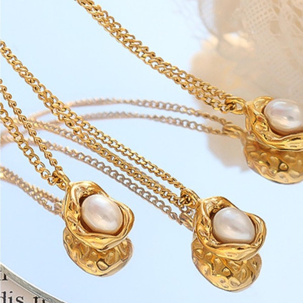 a161. 18k Gold Plated Non-tarnish Natural Pearl Round Necklace