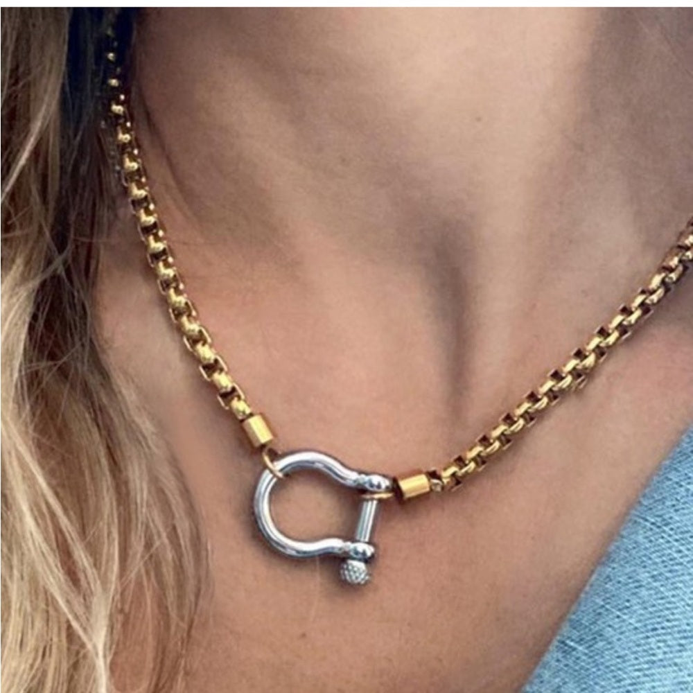 A172. Stainless Steel Carabiner Necklace 18k Gold Plated Box Chain