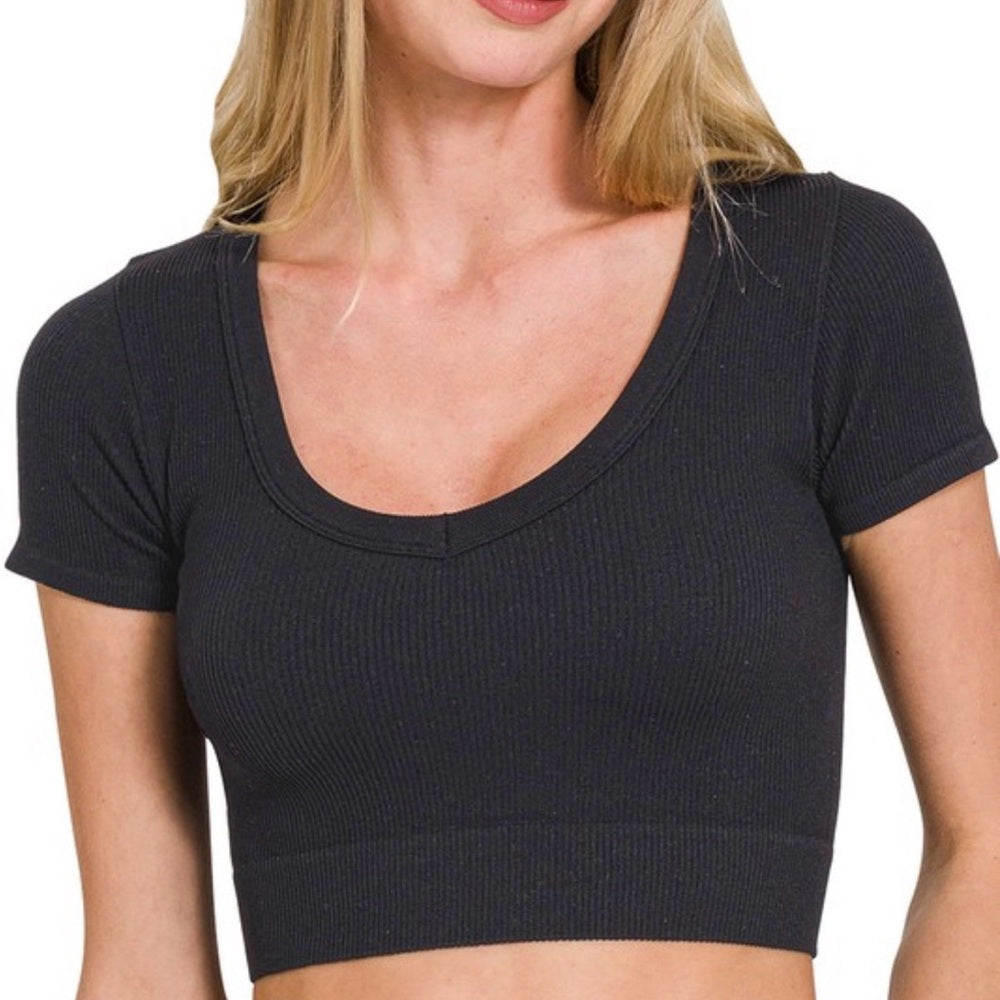 A185. Black Seamless Ribbed Crop Tee