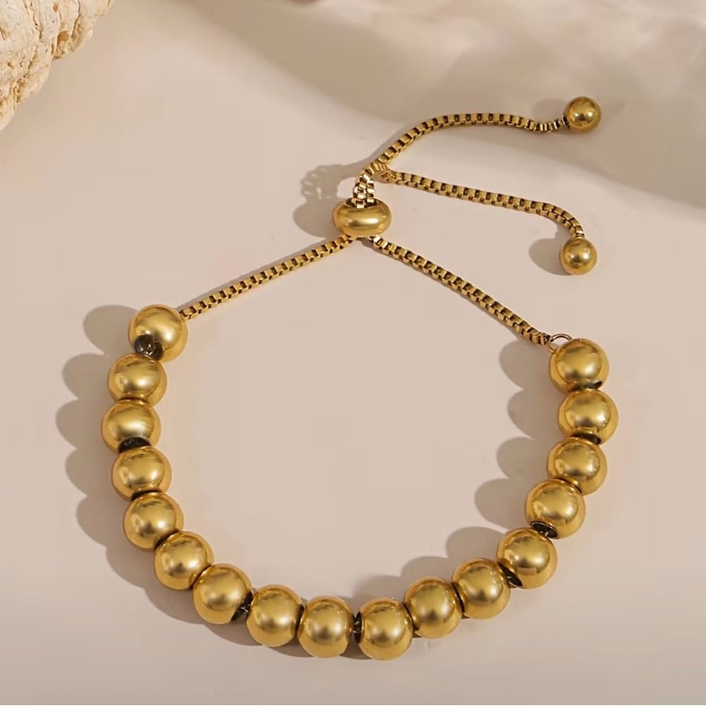 A194. 18k Gold Plated Beaded Bracelet