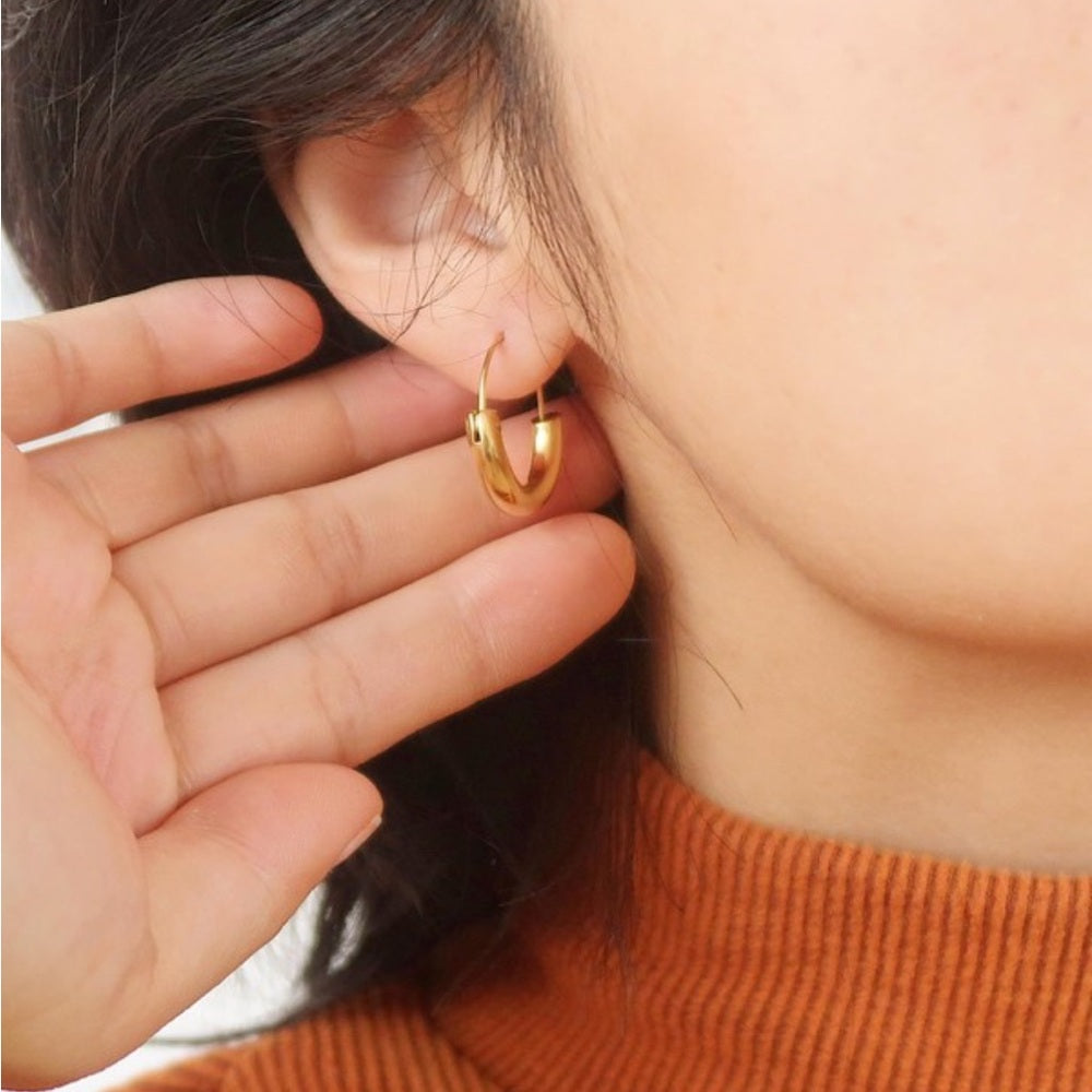 A205. 18k Gold Plated Hoop Earrings