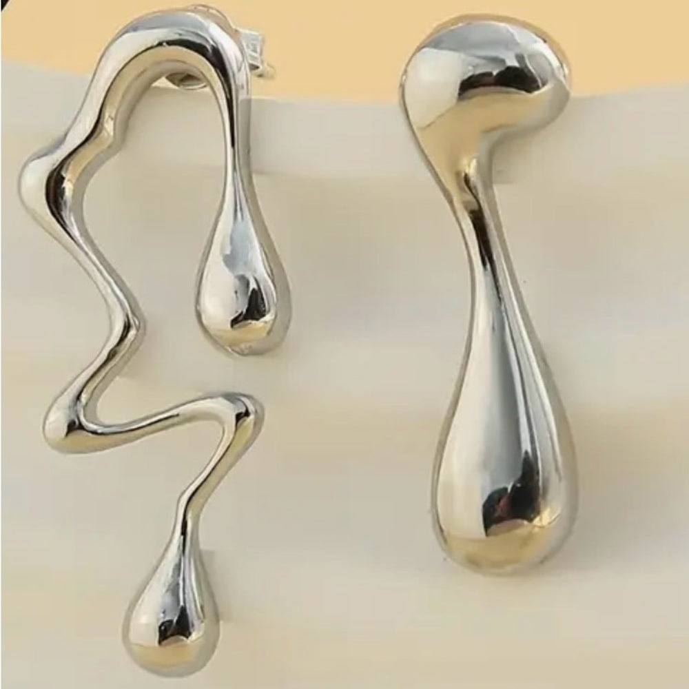 A207. Silver Stainless Steel Abstract Mismatch Melted Drop Earrings