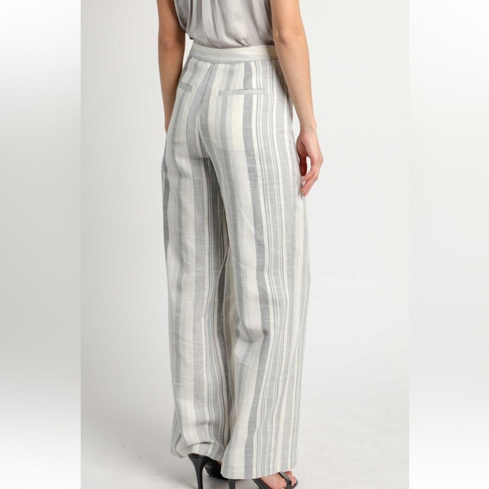 A224. Current Air Gray Striped Women's Pants