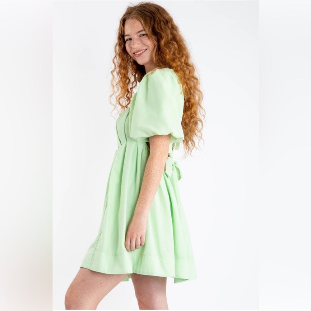 A260. Mint Green Puff Sleeve Dress
