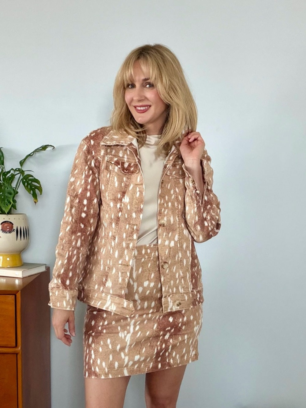 A311. STRETCH DENIM Deer Print Brown Patterned Jacket and Skirt Set