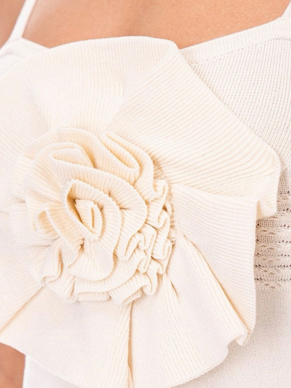 ✨A333. Cream Floral Applique Crop Tank Top