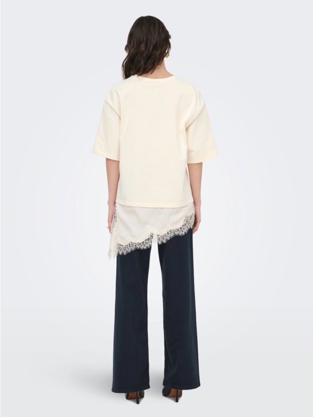 A347. Cream Asymmetrical Lace-Hem Short Sleeve Oversized T-Shirt
