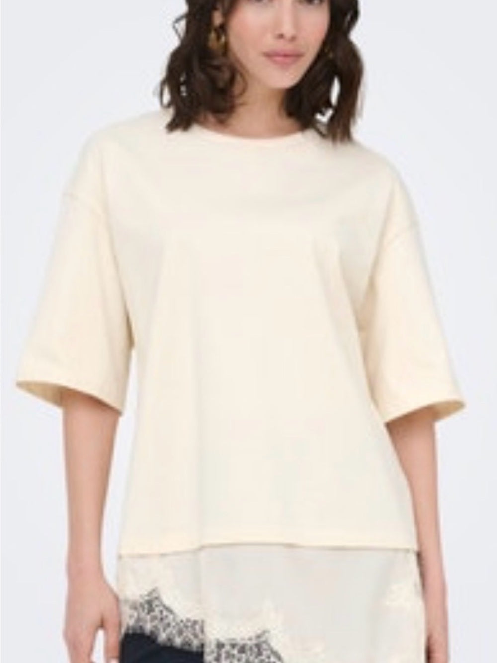 A347. Cream Asymmetrical Lace-Hem Short Sleeve Oversized T-Shirt