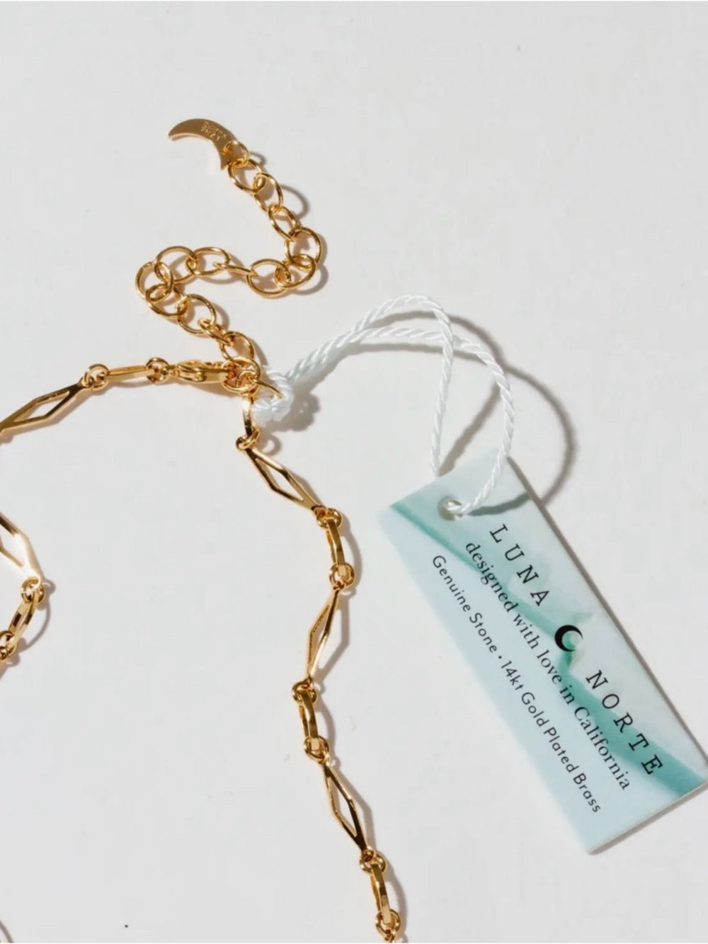 A383, Luna Norte 14K Gold Brass Chain Necklace with Pink Agate Geode Pendant