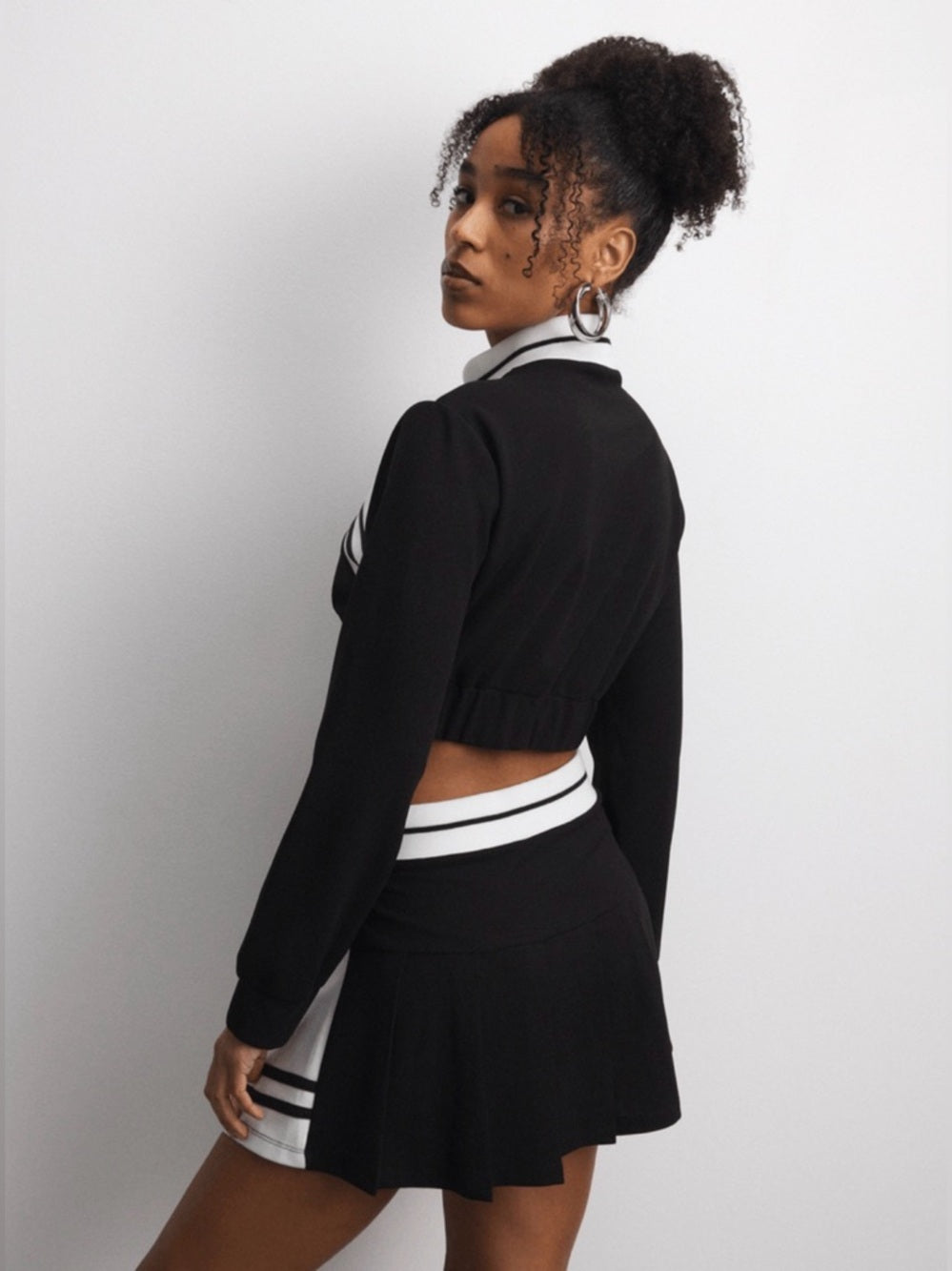 A409. Black & White Pleated Mini Skort & Jacker Set - Sporty Chic