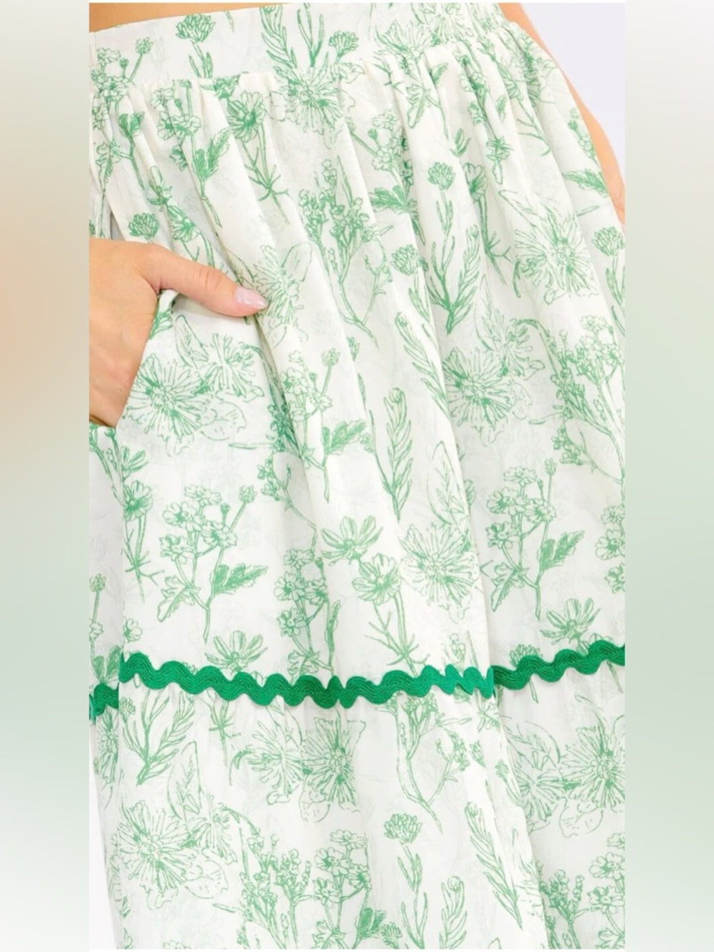 A411. Floral Print Tiered Maxi Skirt in Light Green