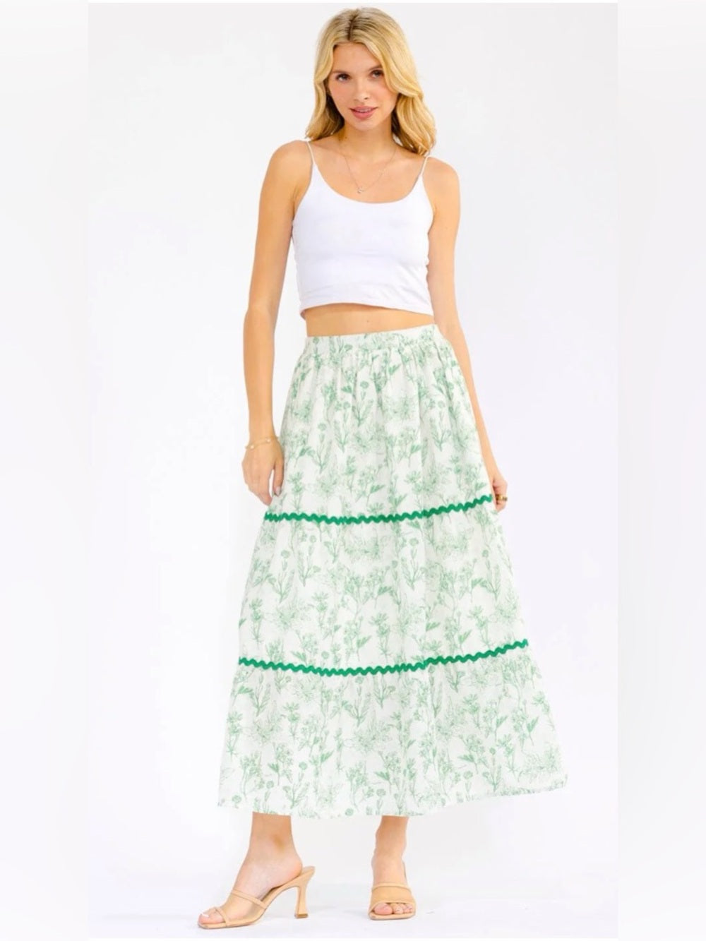 A411. Floral Print Tiered Maxi Skirt in Light Green