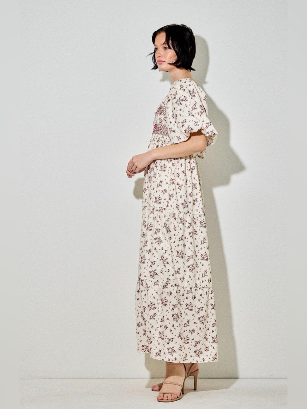✨A426. Floral Smocked Empire Waist Maxi Dress - Cream with Red Floral