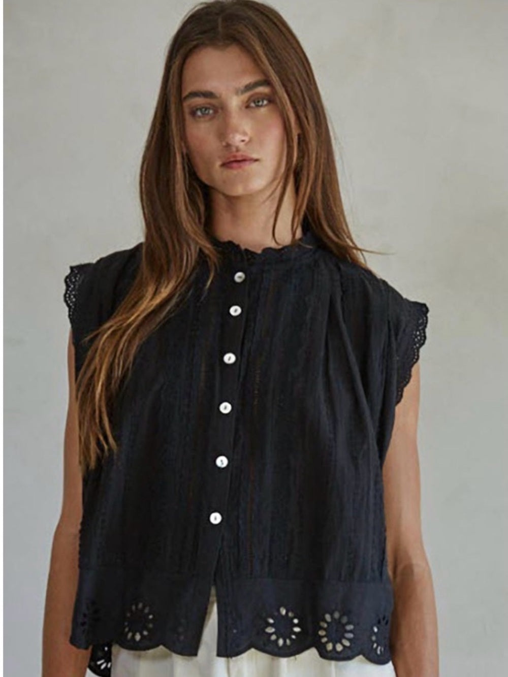 A631. Cotton Crochet-trim Sleeveless Blouse