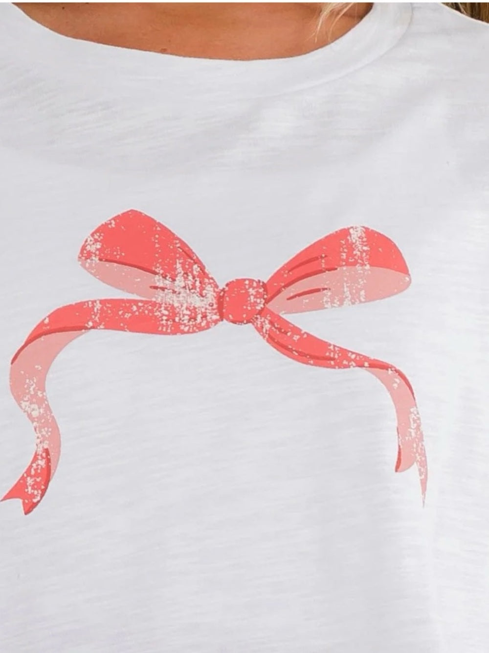 A690. Womens White Graphic Bow Tee - Soft Casual Top