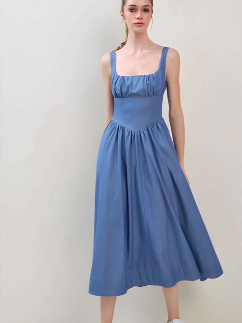 A697 Blue Square-Neck Sleeveless Midi Dress