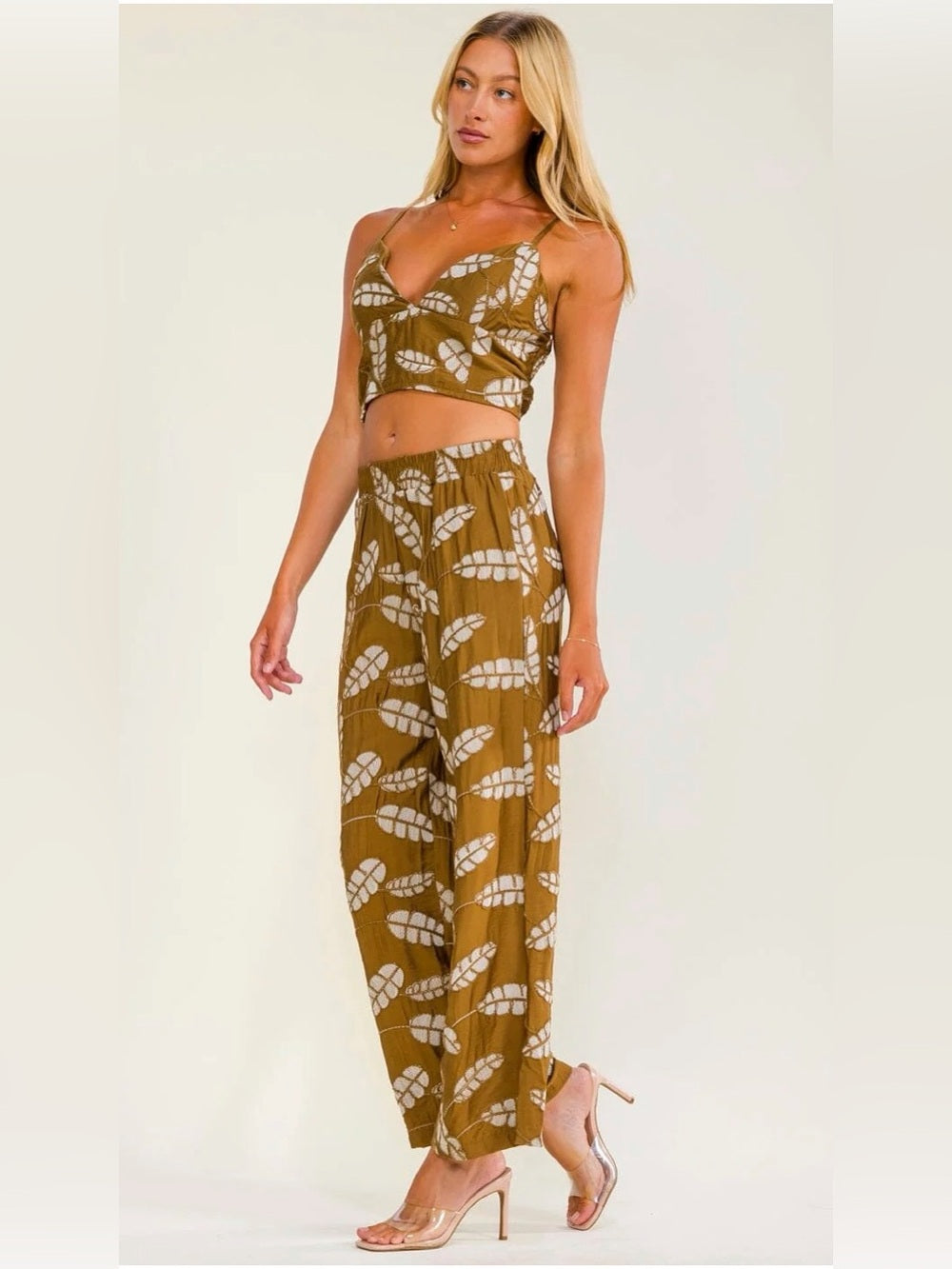 A717. Olive Leaf-Print Wide Leg Pants & Top Set