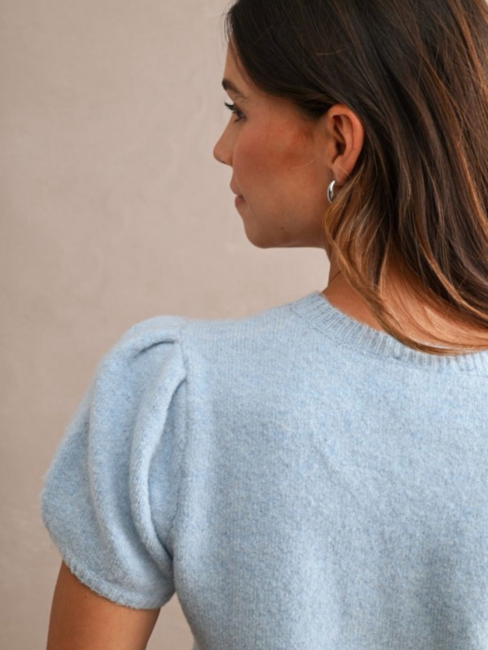 A724. Light Blue Puff-Sleeve Cropped Sweater with Duck Jacquard