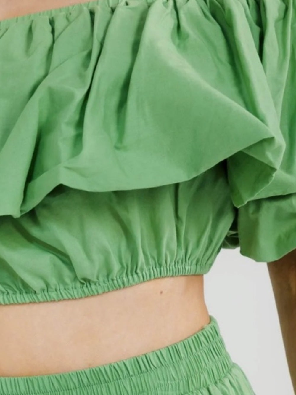 A264b Green Off-Shoulder Ruffle Crop Top - Women