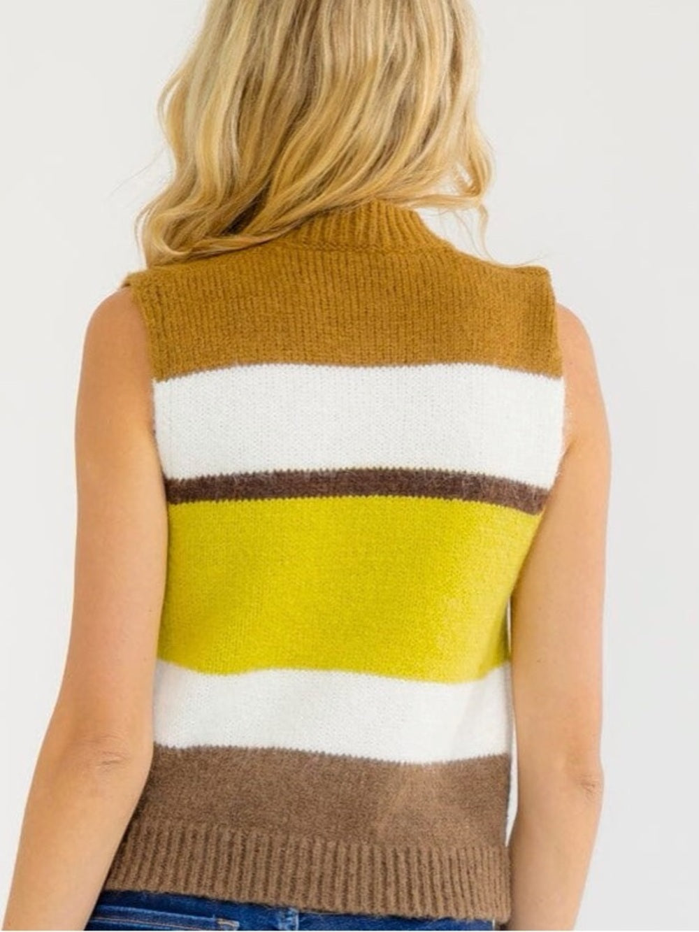 A518 Striped Button-Front Knit Vest in Multi Green