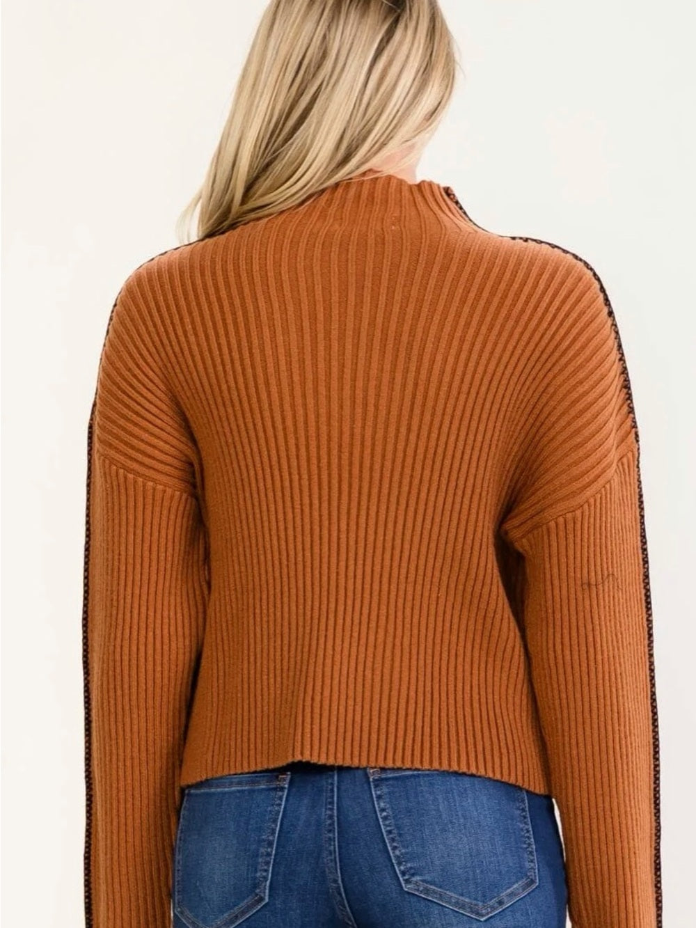 A575 Promesa Rust Ribbed Mock Neck Sweater w Black Stitching