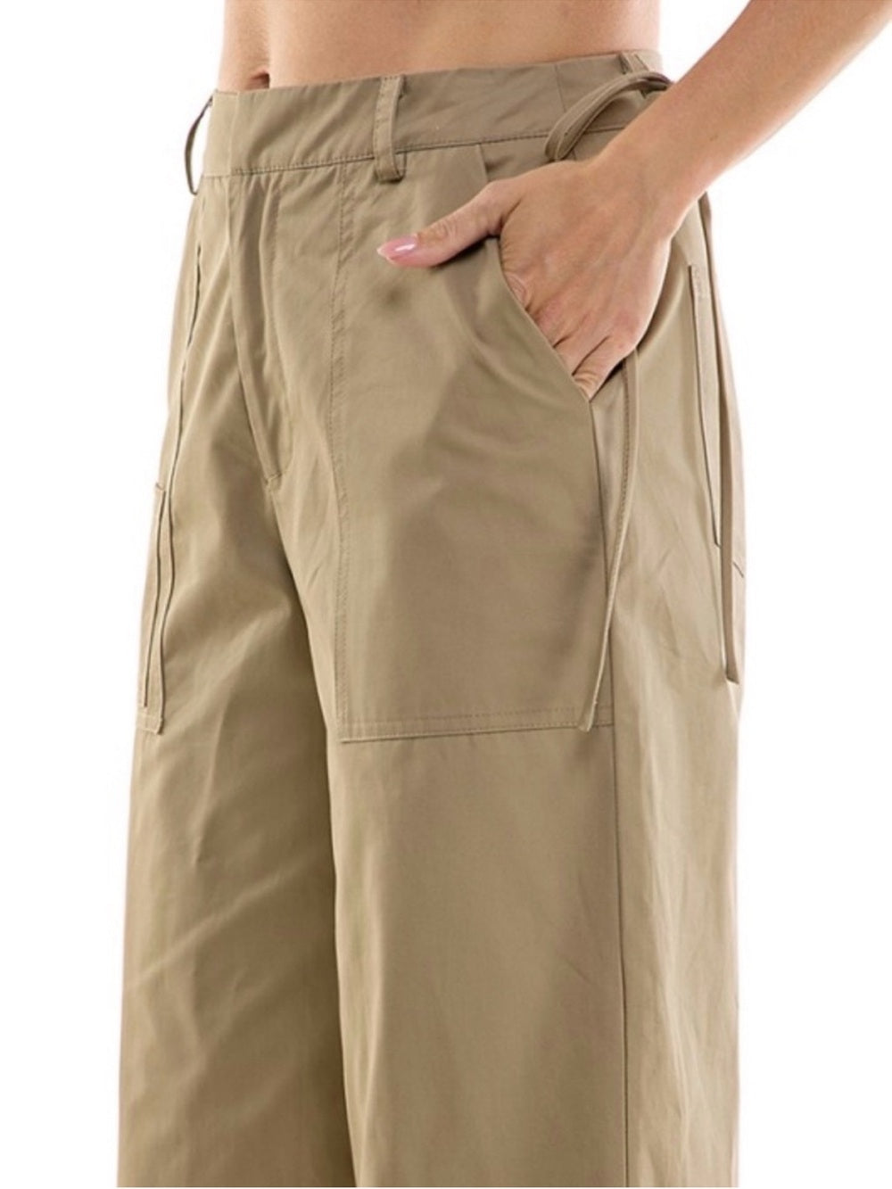 A590. Wide-Leg Utility Pants w Bow detail