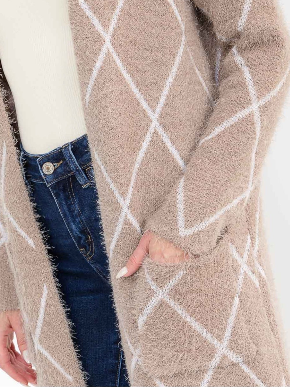 A592. Cozy Cream Diamond-Pattern Long Cardigan Sweater