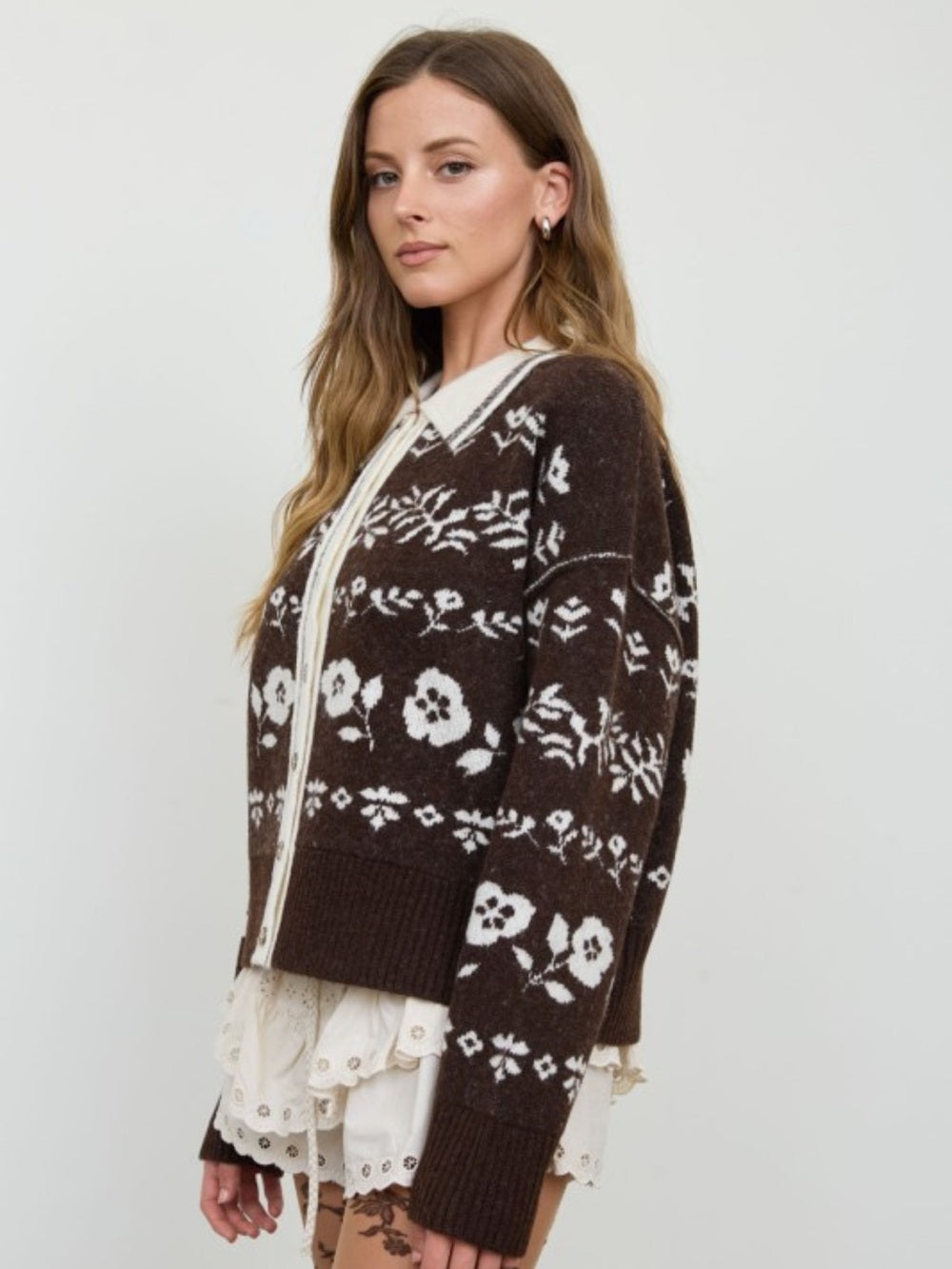 A602. Brown Floral Button-Up Knit Sweater with Contrast Collar