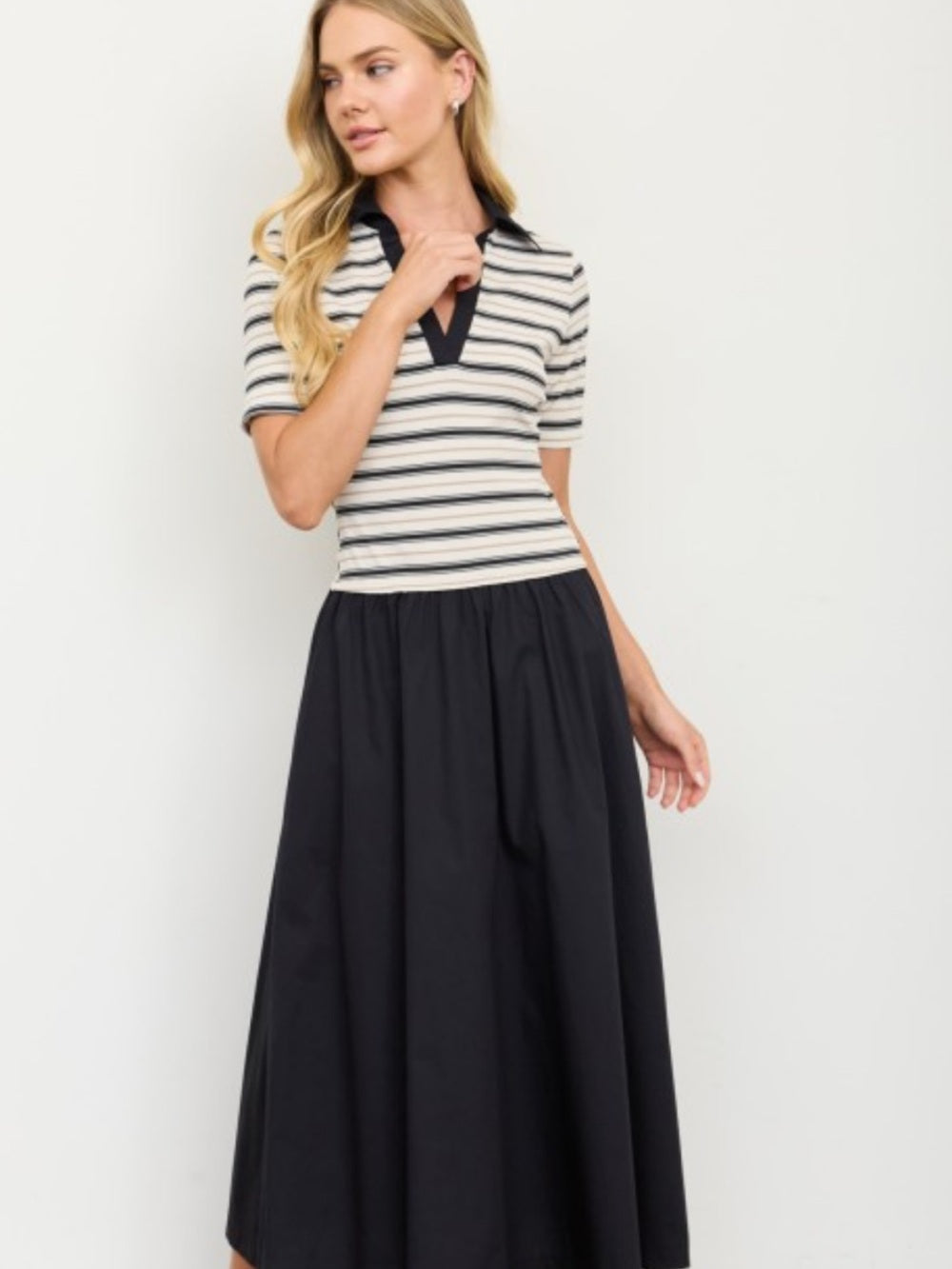 A606. Classic Black Maxi Skirt - Versatile Everyday Style