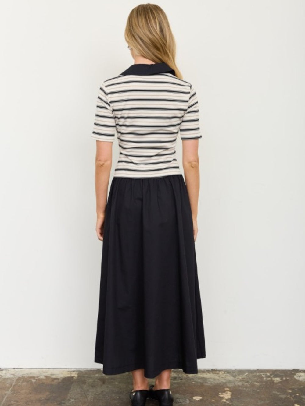 A606. Classic Black Maxi Skirt - Versatile Everyday Style