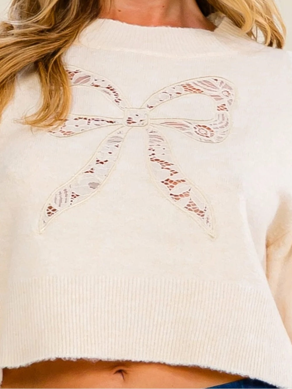 A613. Cozy Bow Cropped Sweater
