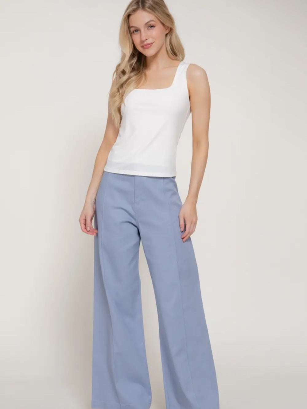 A620 White Square Neck Tank Top - Women