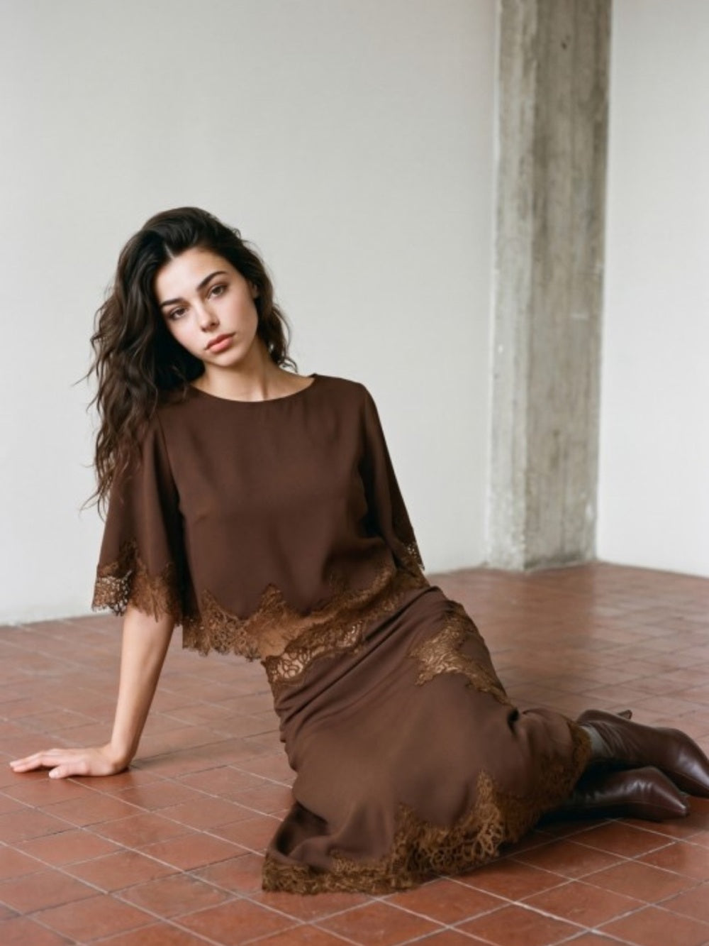 A626 Brown Lace-Trim Crop Top - Women