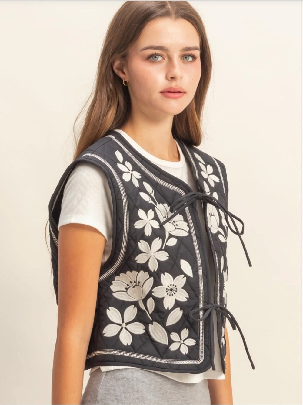 A638. Embroidered Floral Tie-Front Quilted Vest - Black / White