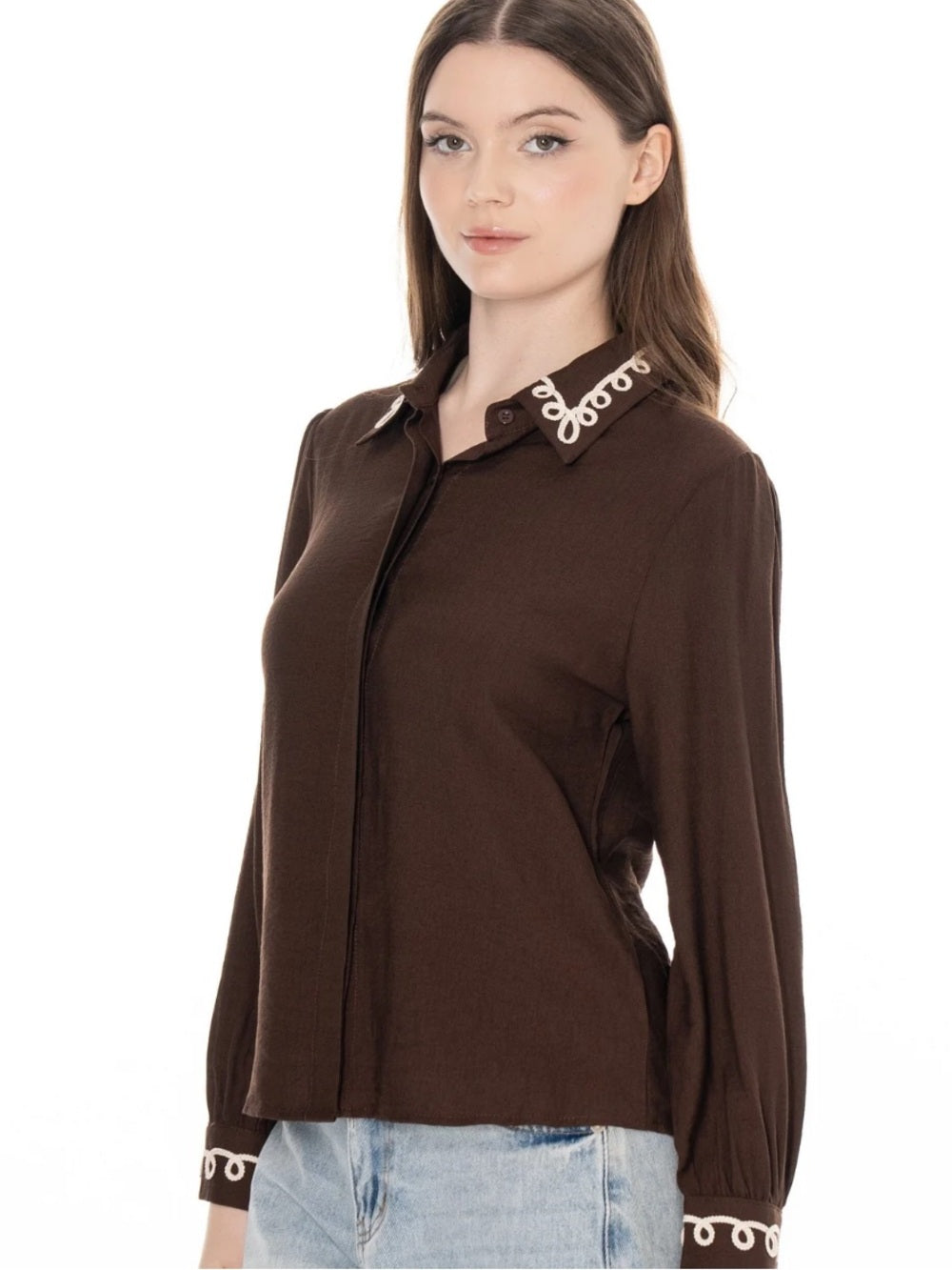 A640 Women's Brown Button-Up Blouse with Decorative Trim