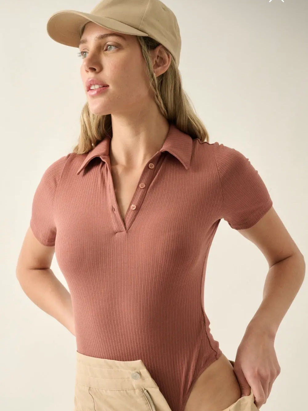 A648. Ribbed Short-Sleeve Polo Bodysuit in Dusty Rose