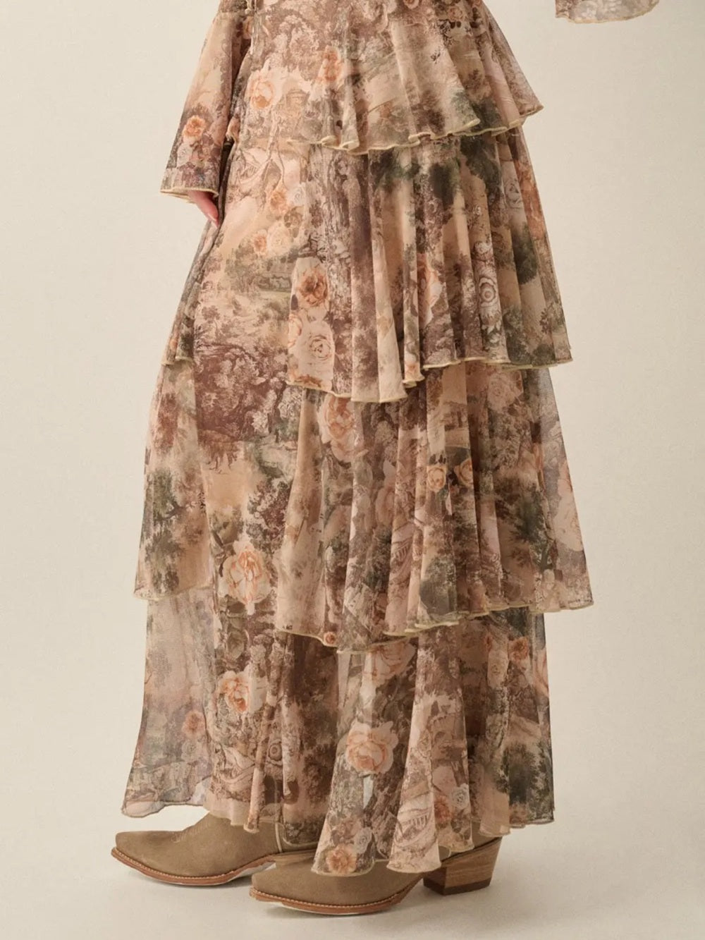 A650 Promesa Bohemian Tiered Floral Maxi Skirt in Blush Taupe